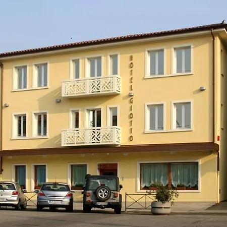 Giotto 3* Padova